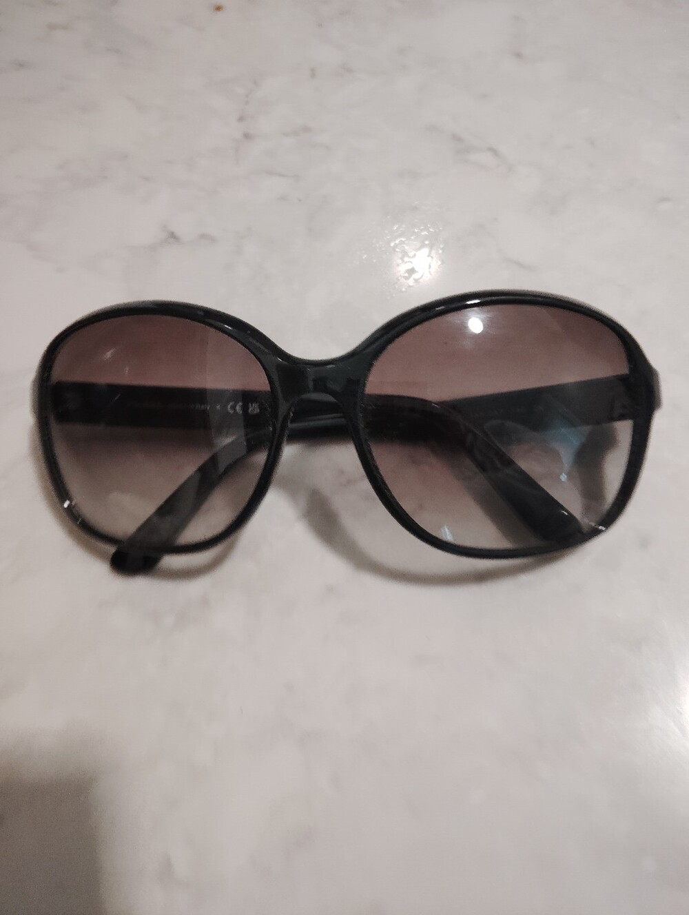Prada Vintage Oversized Women's Black Signature Sunglasses Italy, 62 17 140 - Picture 2 of 6